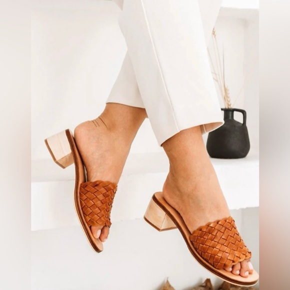 LIBERTÉ Santorini Leather Woven Cognac Mules Heeled Open Toe Sandals - Picture 1 of 8